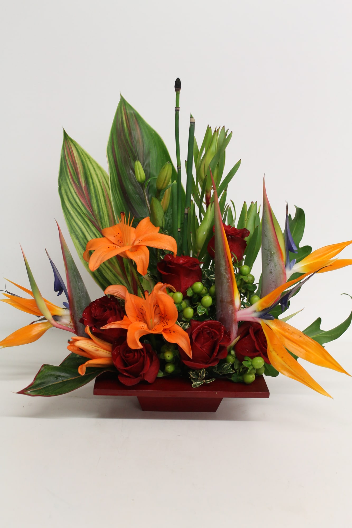 Tropical — hand-crafted floral arrangements from The Flower Lover atelier in Huntington Beach