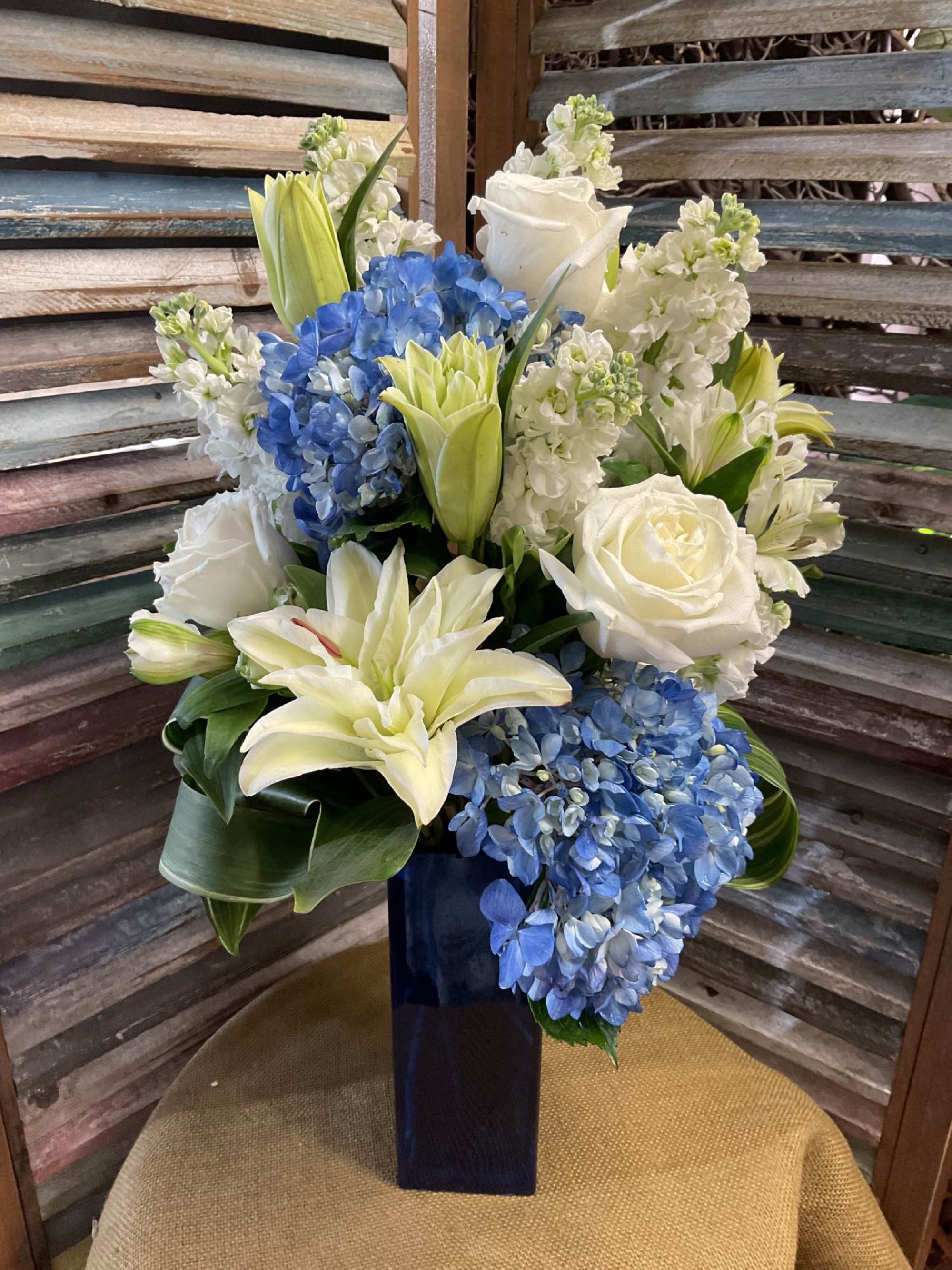 25-120 — hand-crafted arrangement, hand-composed in The Flower Lover atelier in Huntington Beach