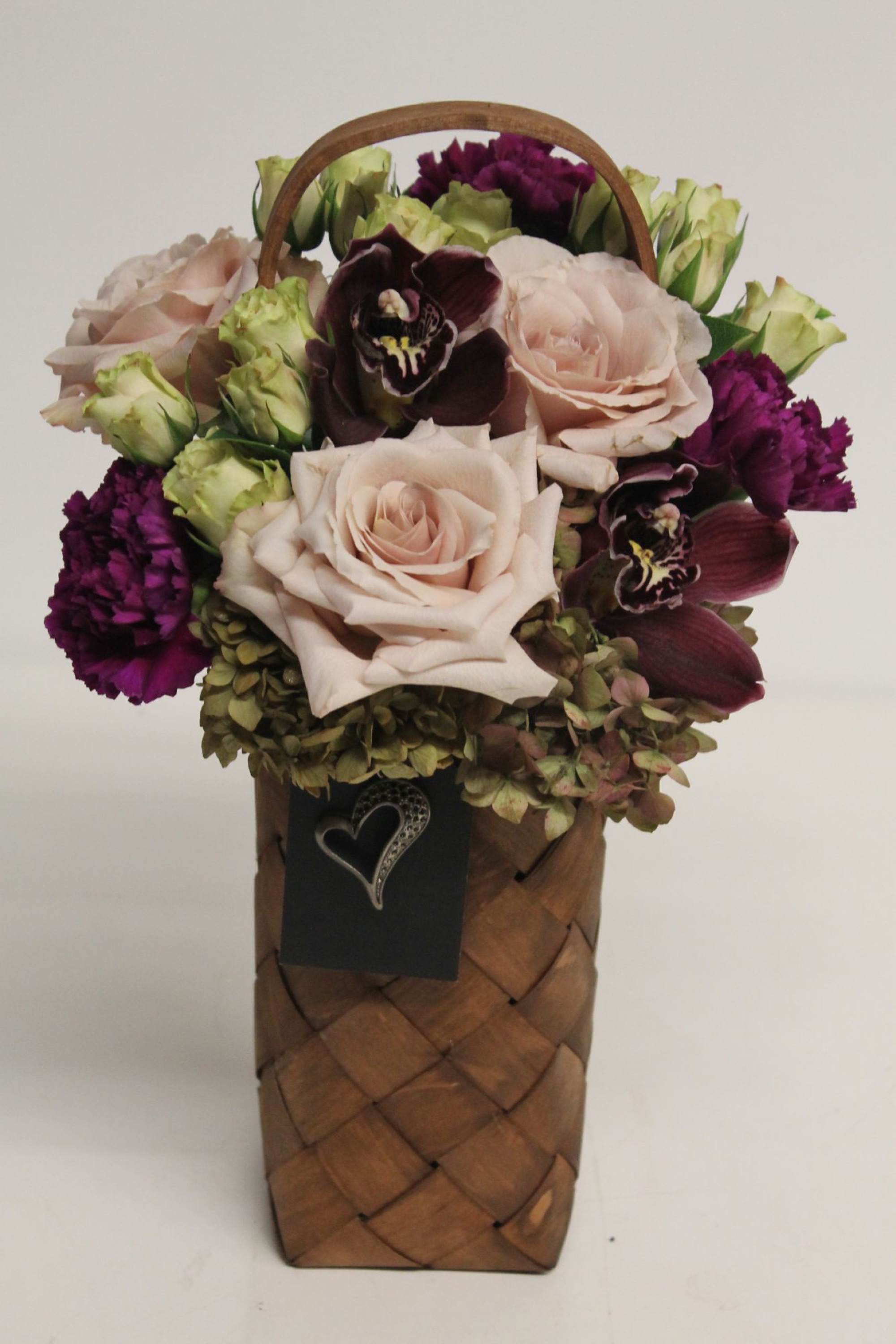 Chic — hydrangeas arrangement, hand-composed in The Flower Lover atelier in Huntington Beach
